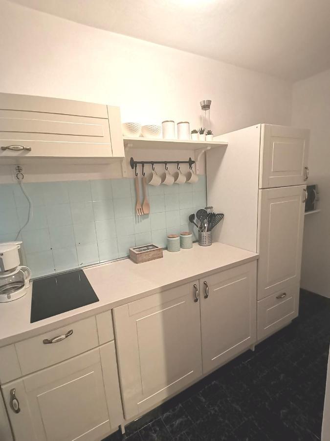 Apartment Lora ซริกเวนิซา ภายนอก รูปภาพ