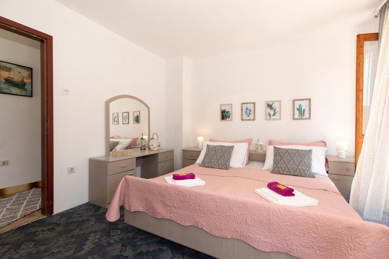 Apartment Lora ซริกเวนิซา ภายนอก รูปภาพ